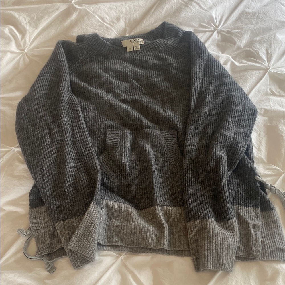 Label Thread Cozy Gray Sweater